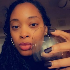 Meet your Posher, Debra